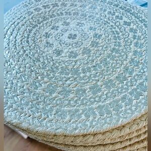 NEW! $150 SET OF 12 Nicole Miller Cream and Silver Woven Decor placemats